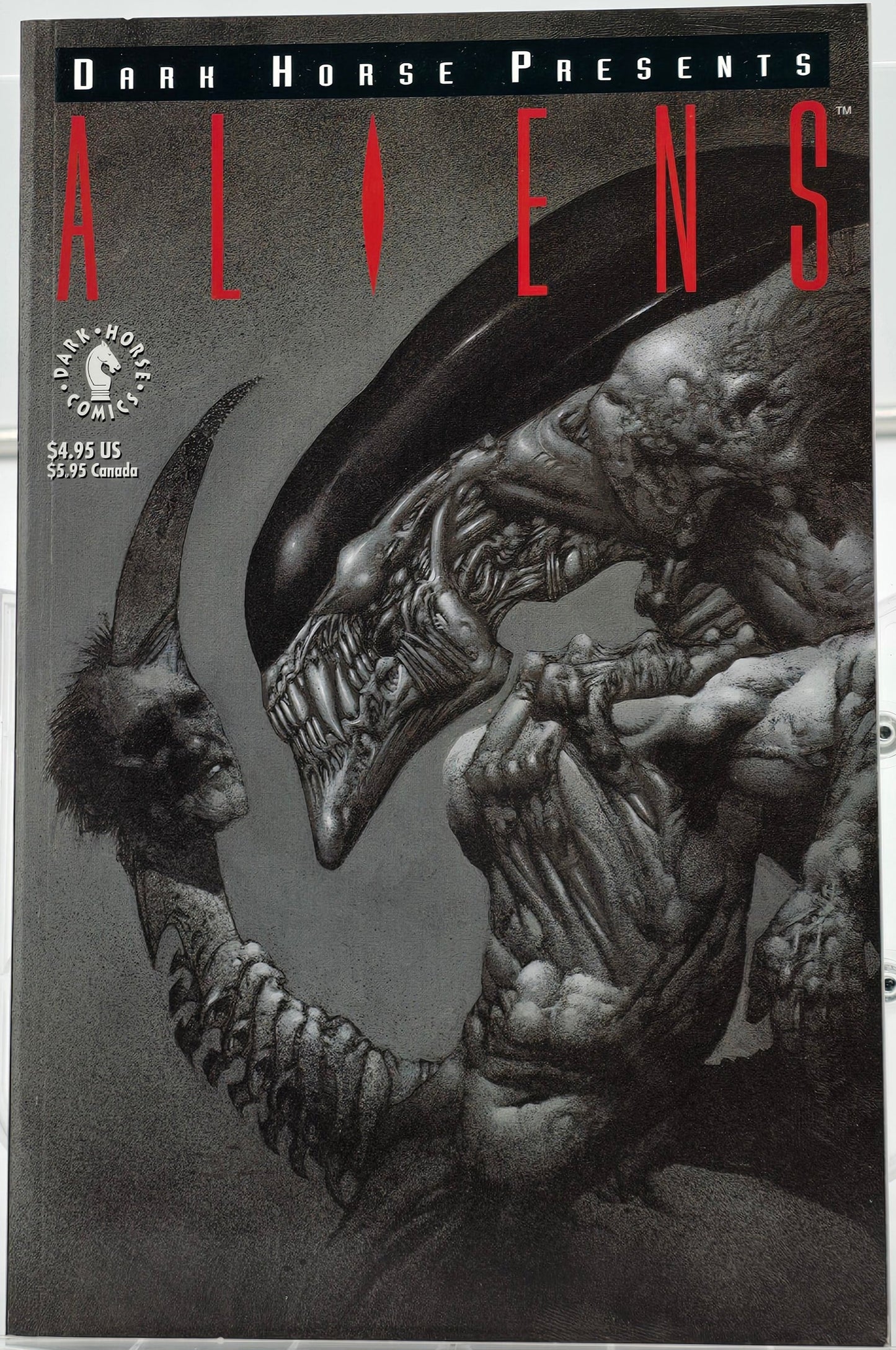 Dark Horse Presents: Aliens #1