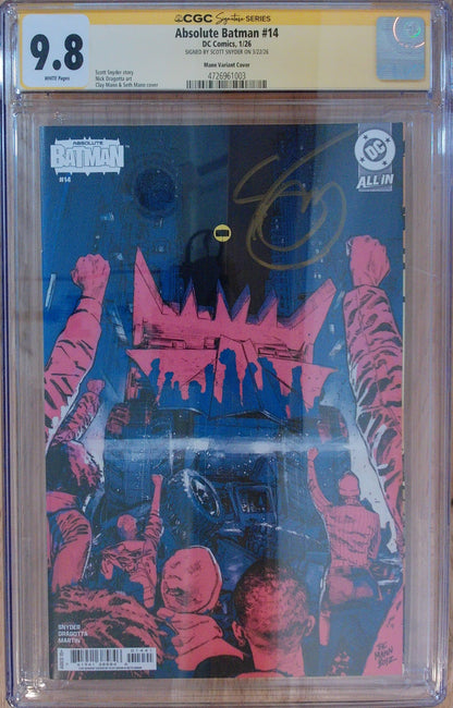 Absolute Batman Vol 1 #14 - CGC SS 9.8 - Clay Mann cover - Signed by Scott Snyder