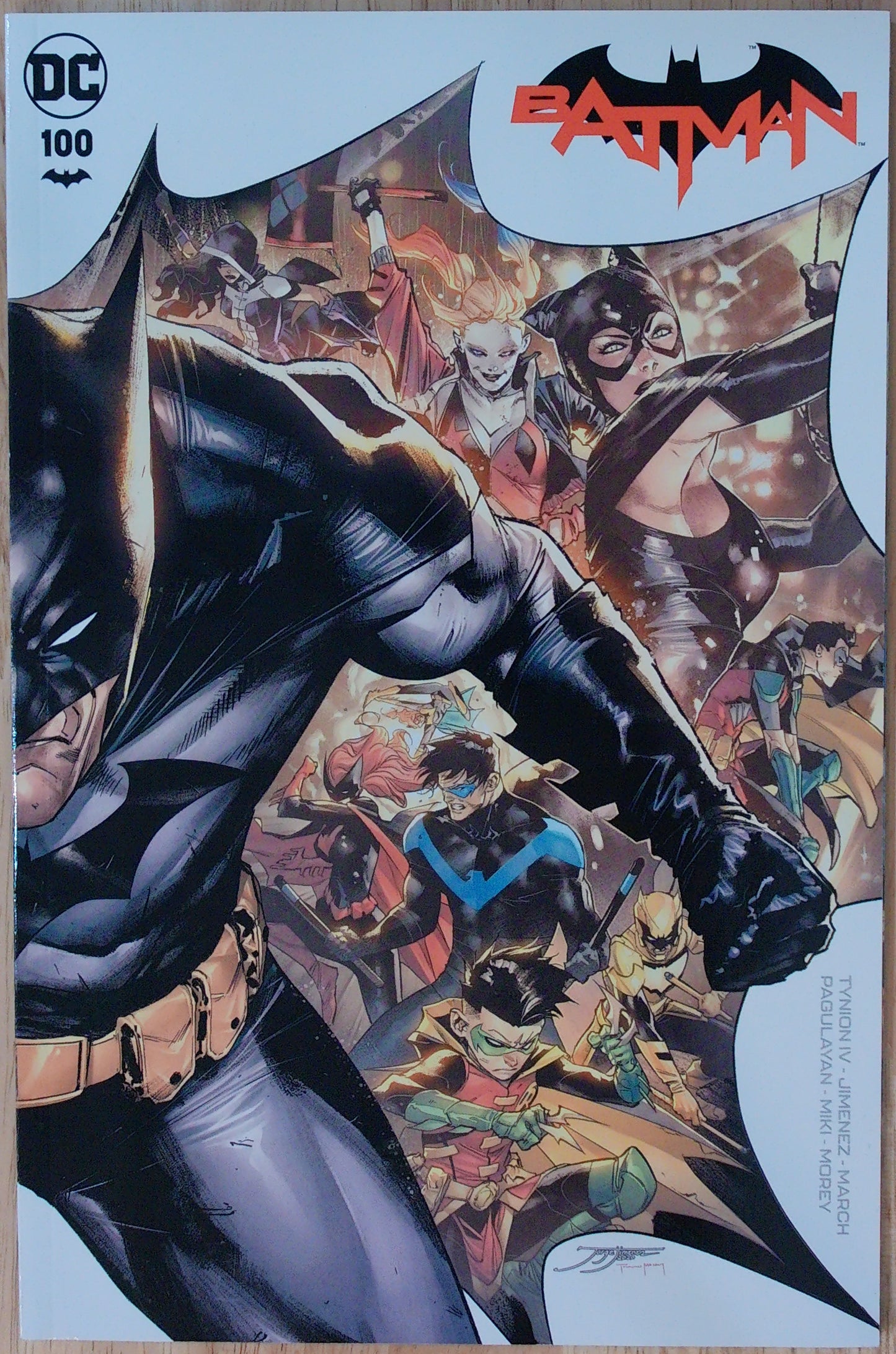 Batman Vol 3 #100 - Jorge Jimenez - Wraparound Cover