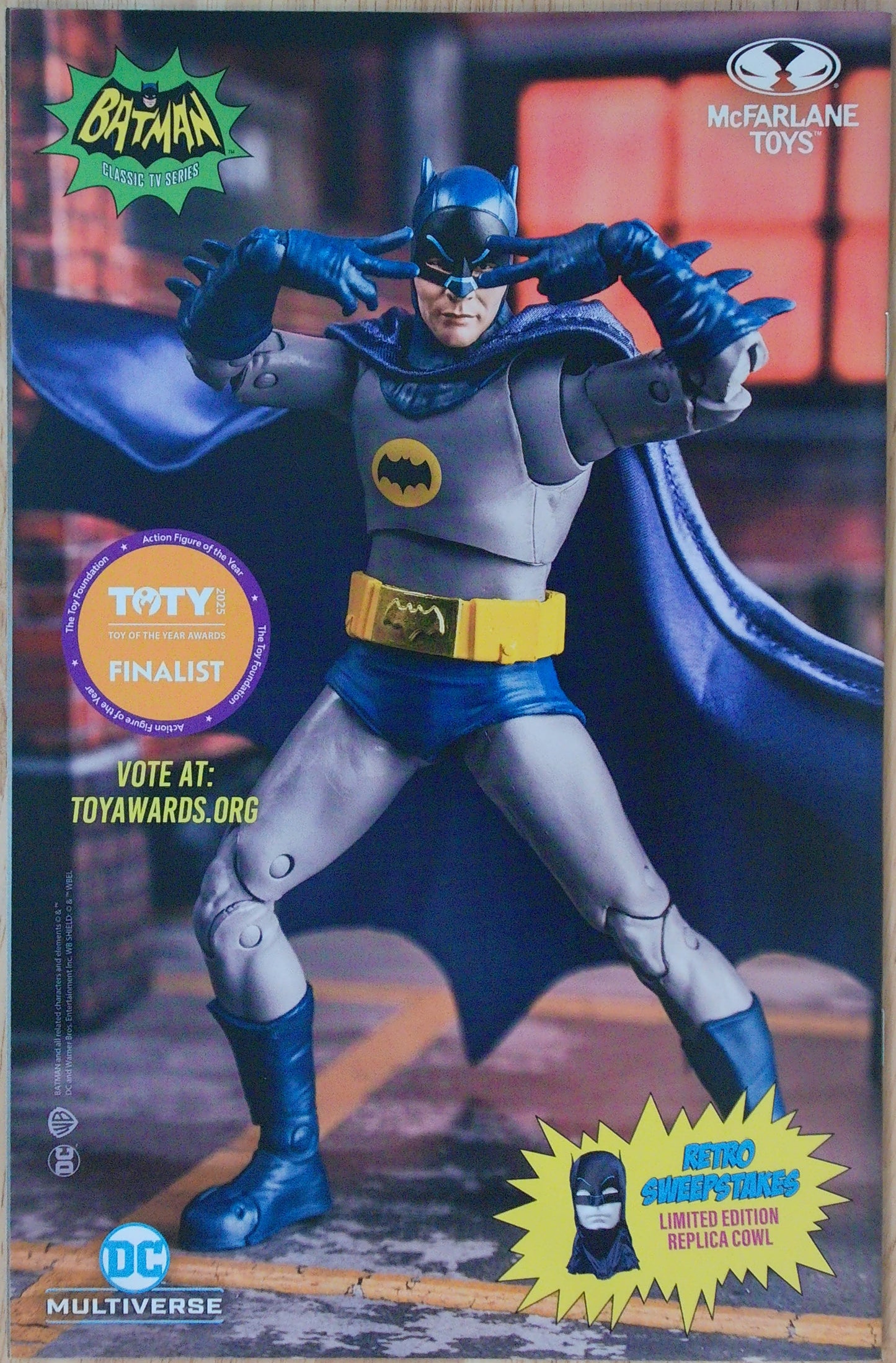 Absolute Batman Vol 1 #2 - Dustin Nguyen Cover - 2nd Print
